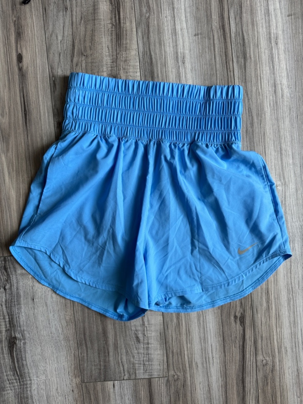 NWOT Nike Women’s Bright Blue Smocked Waist Athletic Shorts/ NEVER WORN